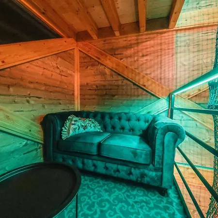 Hunting Tower Na Skaluc Chalet *